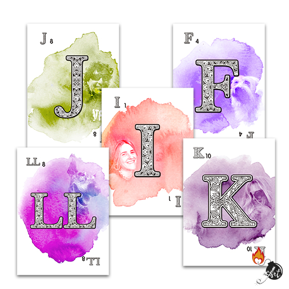 Juego scrable adaptado a un regalo para una familia integrando las fotos de sus rostros.